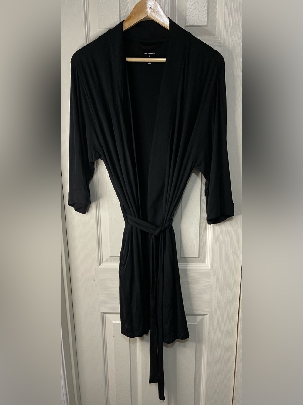 Cozy Earth Black Women's Bamboo Stretch-Knit Kimono Robe size Medium - Picture 2 of 7